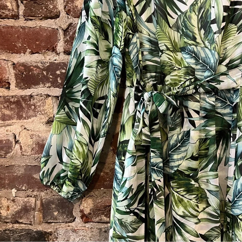 Nine West long sleeve maxi dress with green and white tropical leaf pattern - Picture 4 of 6